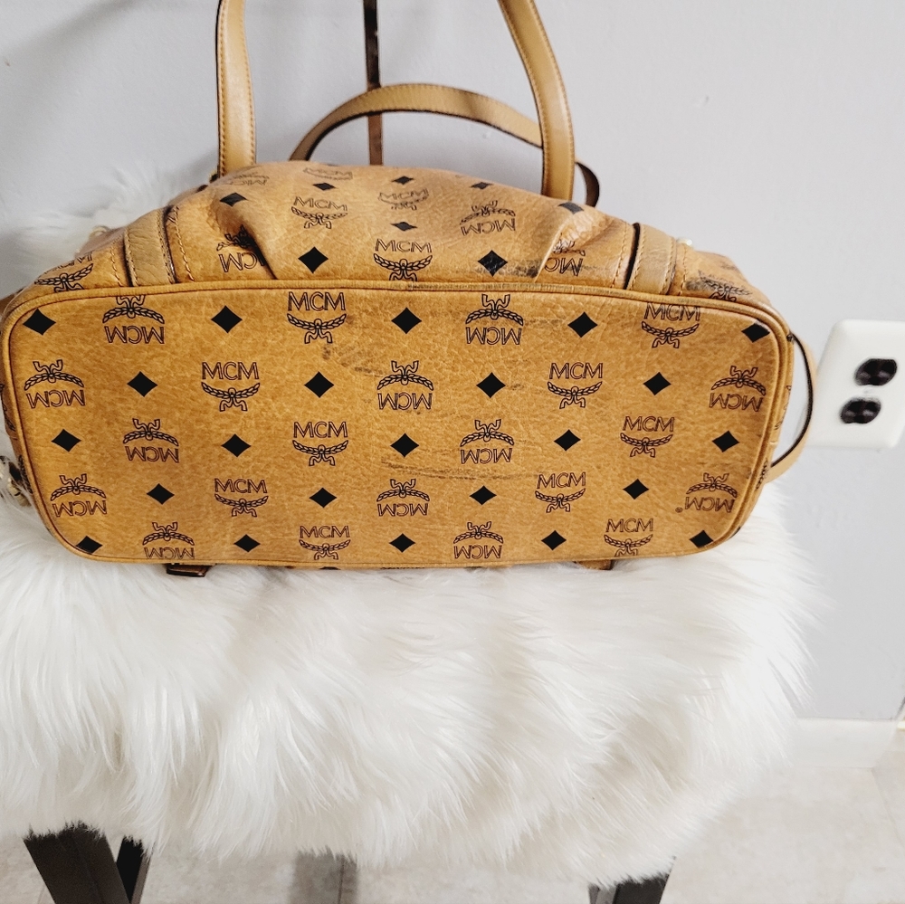 MCM Cognac crossbody - Picture 11 of 16